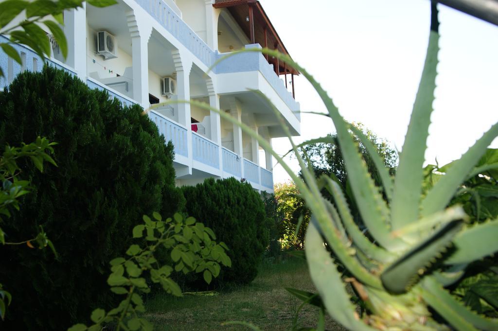 Lofos Hotel 플라키아스 외부 사진